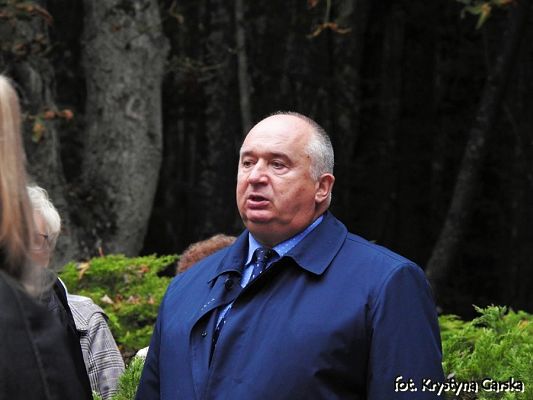  Grafika #244: Uroczystość ku czci Ofiar Marszu Śmierci KL Stutthof w Krępie Kaszubskiej dnia 27 września 2020