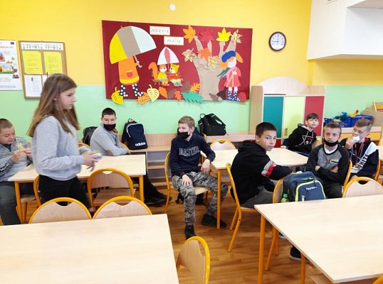  Grafika #3: Dzień Chłopaka w świetlicy szkolnej - 30.09.2020