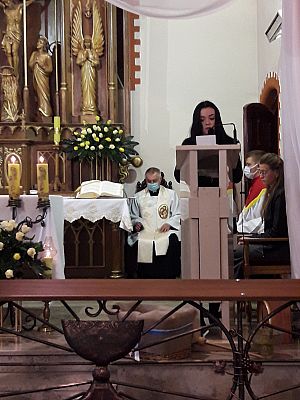  Grafika #2: Niezwykły Gość