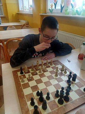  Grafika #4: Mistrz w szachach