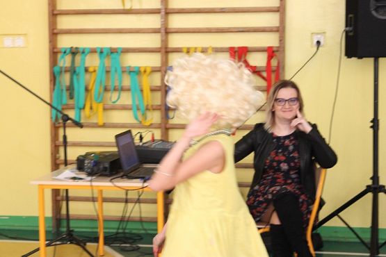  Grafika #27: Pokaz mody