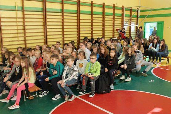  Grafika #44: Pokaz mody