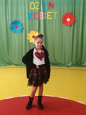  Grafika #47: Pokaz mody