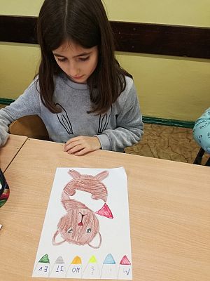  Grafika #3: Niedźwiedź Wojtek i wojenne opowieści