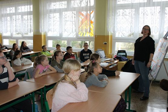  Grafika #30: Niedźwiedź Wojtek i wojenne opowieści