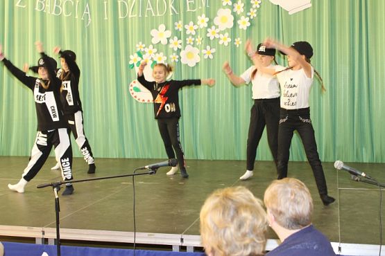  Grafika #81: Dzień babci i dziadka