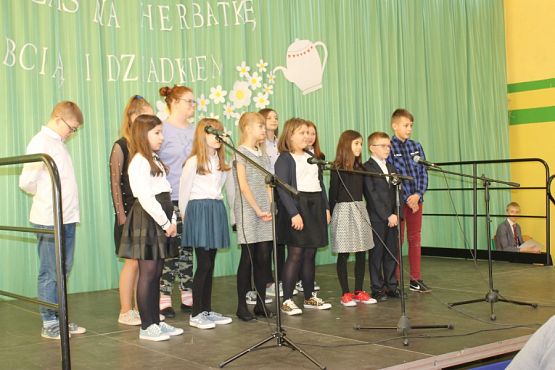  Grafika #83: Dzień babci i dziadka