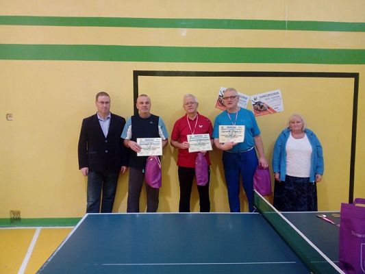  Grafika #11: NOWOROCZNY TURNIEJ TENISA STOŁOWEGO