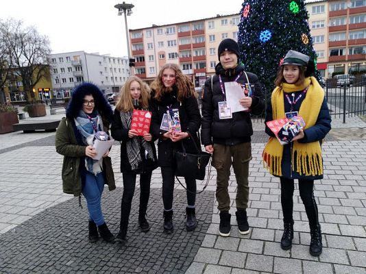  Grafika #0: Nasze serca dla WOŚP