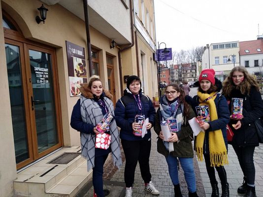  Grafika #6: Nasze serca dla WOŚP