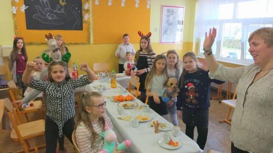  Grafika #3: Wigilie klasowe