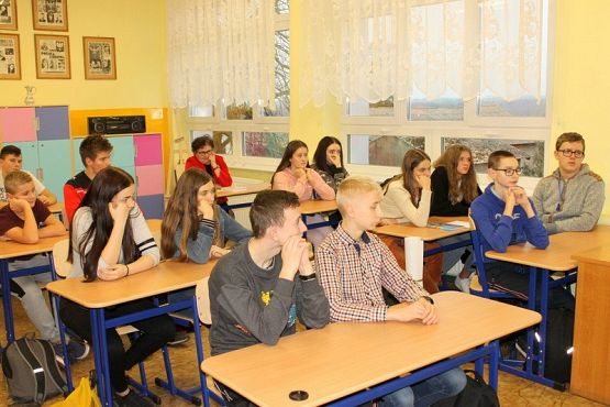  Grafika #8: Żywa lekcja historii