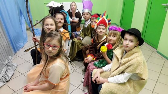  Grafika #4: Wigilijne spotkanie z rodzicami kl 1-3