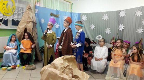  Grafika #8: Wigilijne spotkanie z rodzicami kl 1-3