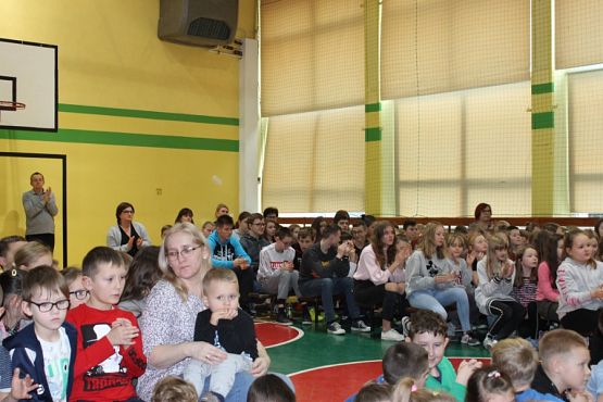  Grafika #2: Koncert muzyki klasycznej