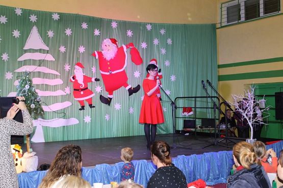  Grafika #9: KIERMASZ MIKOŁAJKOWY 2019