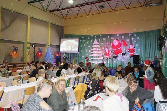  Grafika #17: KIERMASZ MIKOŁAJKOWY 2019