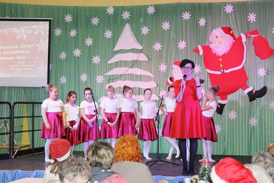  Grafika #41: KIERMASZ MIKOŁAJKOWY 2019