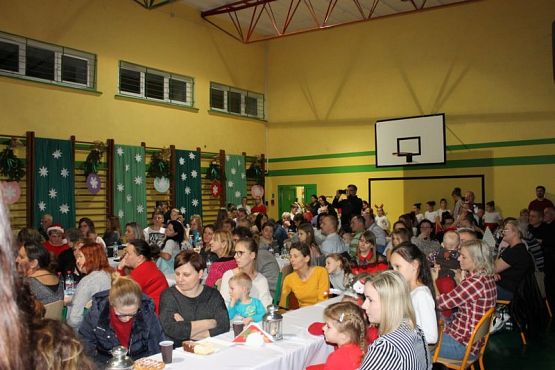  Grafika #31: KIERMASZ MIKOŁAJKOWY 2019