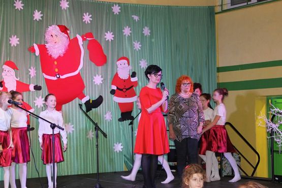  Grafika #43: KIERMASZ MIKOŁAJKOWY 2019