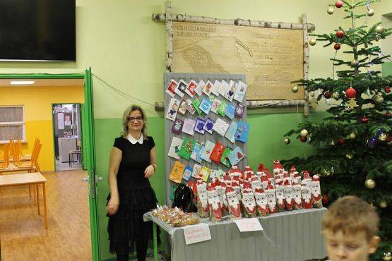  Grafika #50: KIERMASZ MIKOŁAJKOWY 2019