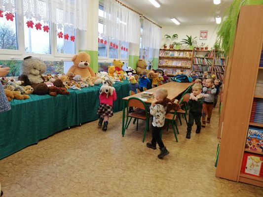  Grafika #20: Światowy Dzień Pluszowego Misia