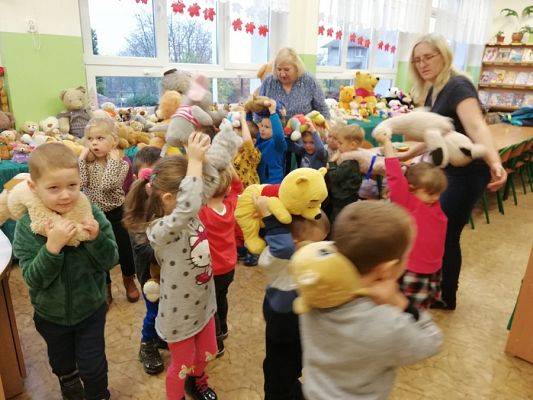  Grafika #23: Światowy Dzień Pluszowego Misia