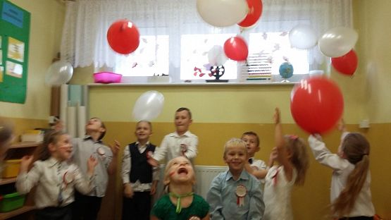  Grafika #3: Święto Niepodległości