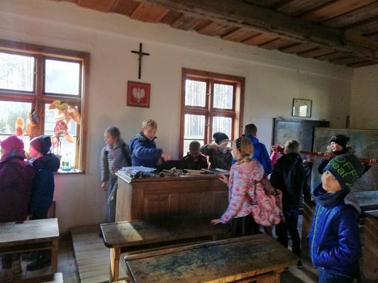  Grafika #2: WYCIECZKA DO WDZYDZ