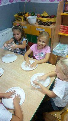  Grafika #23: Zajecia z projektu ,,Wesołe Laboratoria "