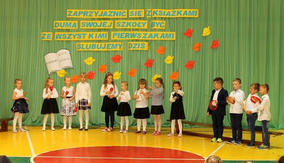  Grafika #10: ŚLUBOWANIE KLASY PIERWSZEJ