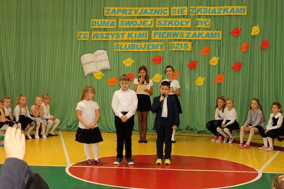  Grafika #16: ŚLUBOWANIE KLASY PIERWSZEJ