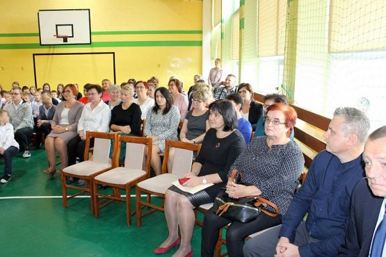  Grafika #10: Dzień Edukacji Narodowej