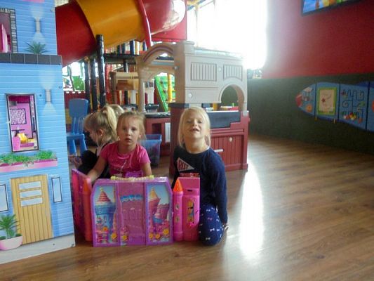  Grafika #3: Zabawy w Madagaskarze