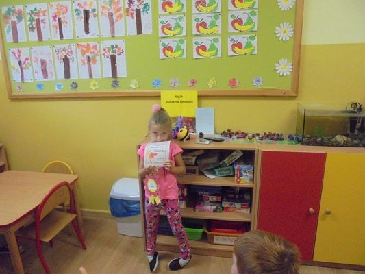  Grafika #4: Bohater tygodnia