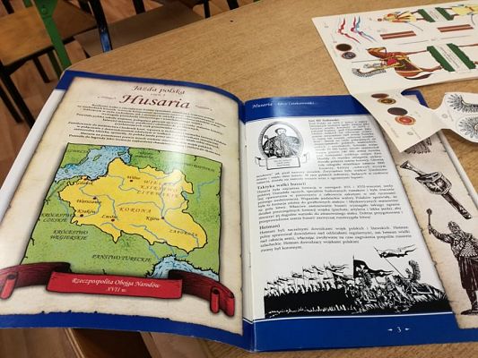  Grafika #3: Odrobina historii na szkolnej świetlicy