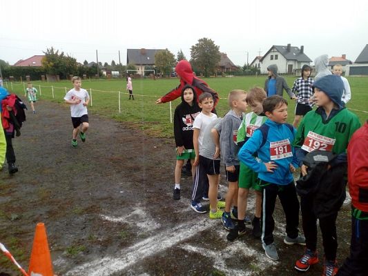  Grafika #8: Gminne Igrzyska Dzieci i Młodzieży w indywidualnych biegach przełajowych