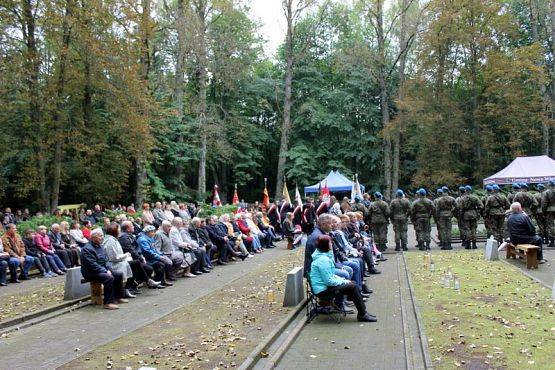  Grafika #34: Uroczystości w Krępie Kaszubskiej