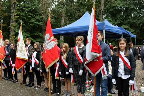  Grafika #3: Uroczystości w Krępie Kaszubskiej