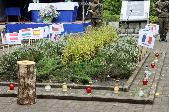  Grafika #40: Uroczystości w Krępie Kaszubskiej