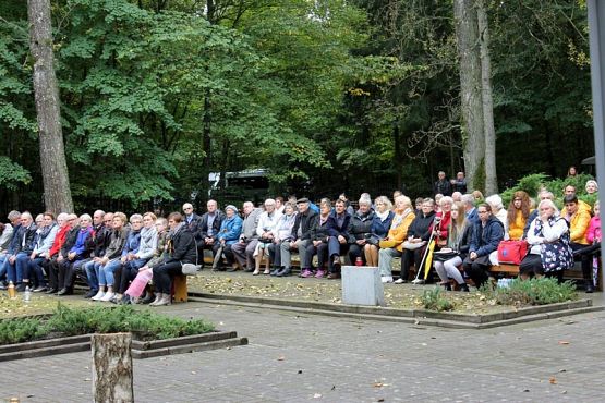  Grafika #9: Uroczystości w Krępie Kaszubskiej