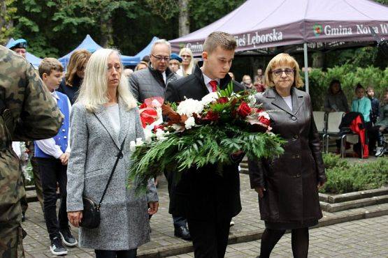  Grafika #28: Uroczystości w Krępie Kaszubskiej