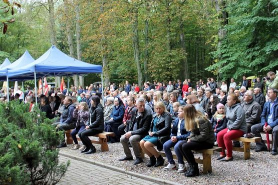  Grafika #10: Uroczystości w Krępie Kaszubskiej