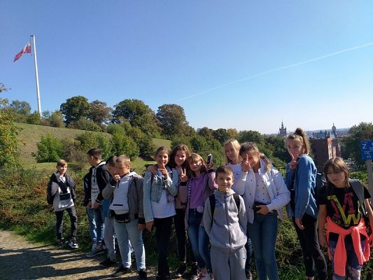  Grafika #5: Klasy 6a i b w Hevelianum