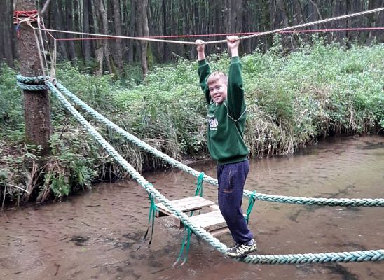  Grafika #9: Pionierka obozowa klas 5-tych