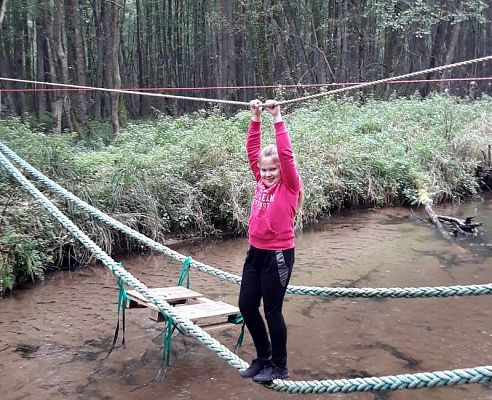  Grafika #10: Pionierka obozowa klas 5-tych