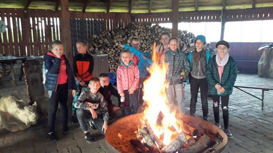  Grafika #4: Pionierka obozowa klas 5-tych