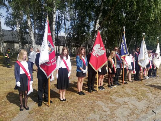  Grafika #2: Rocznica w Obozie KL Stutthof