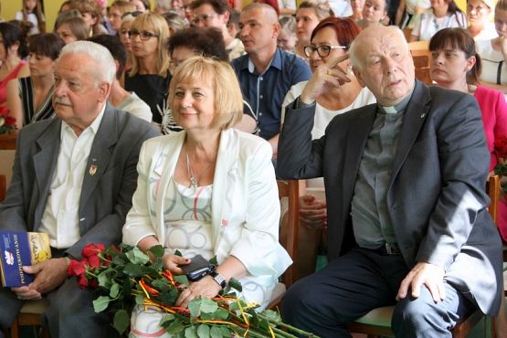  Grafika #80: Zakończenie roku szkolnego klas 4-8