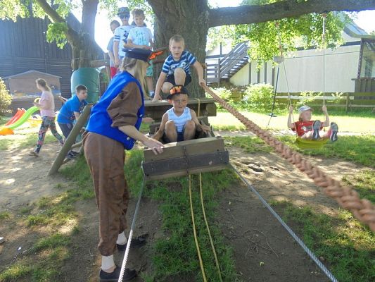  Grafika #8: Psi Patrol w Grąbkowie